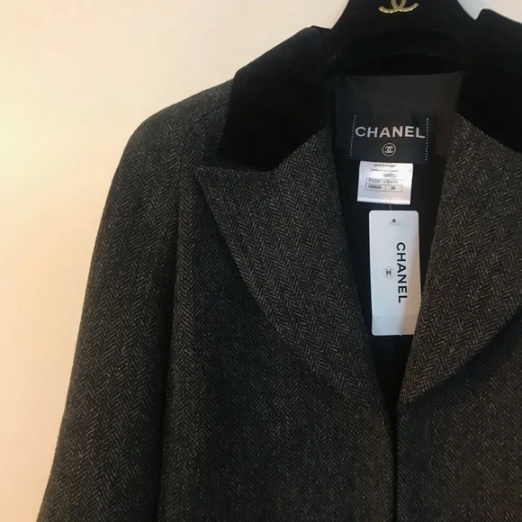 CHANEL Cropped Gray Jacket FR38 / US6 - Picture 7 of 16